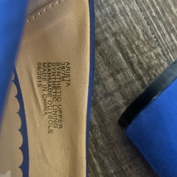 Head Over Heels by Dune synthetic pumps 7 excellent used condition - Picture 9 of 9